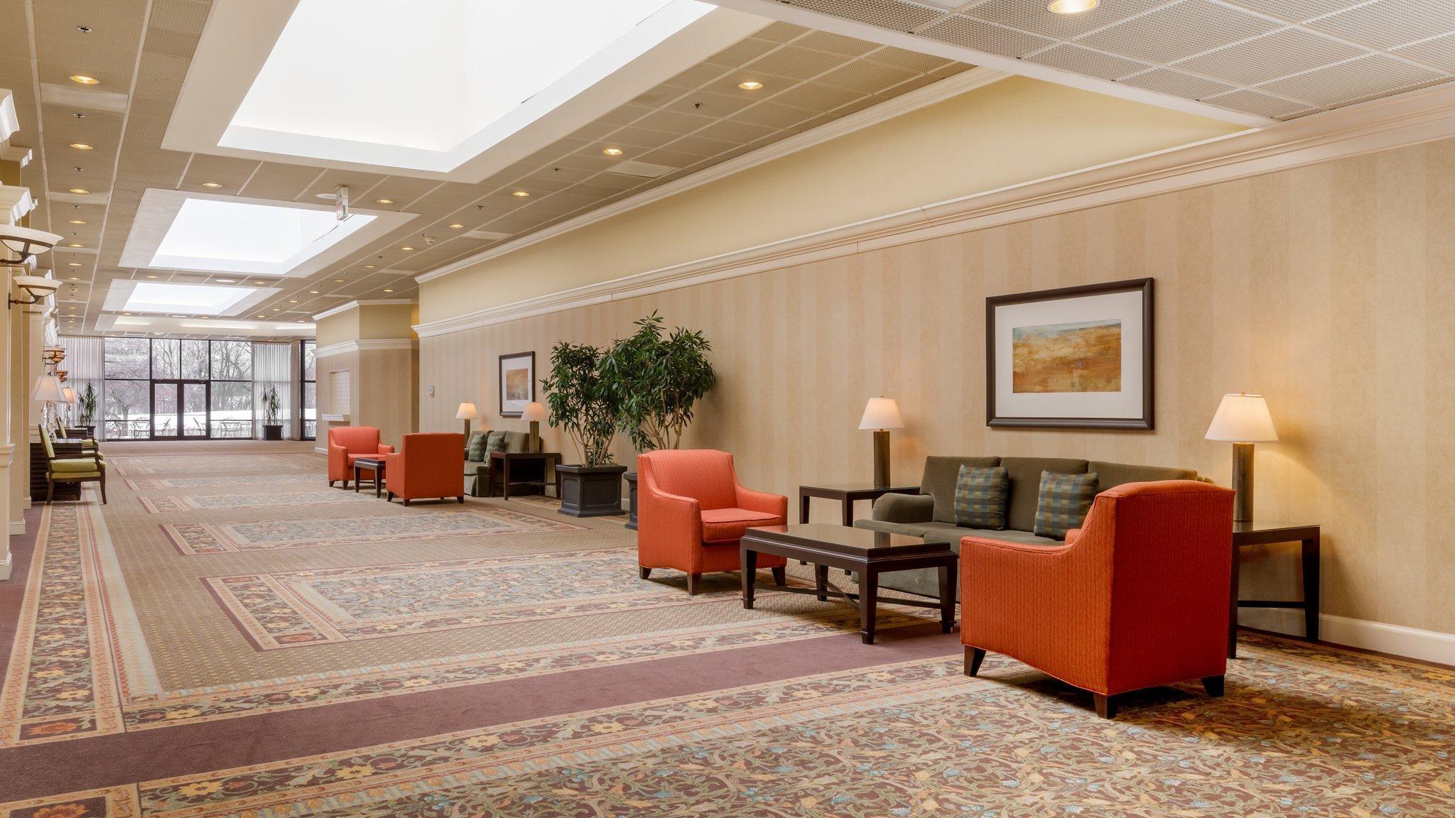 Hotel Chicago Nw Crystal Lk Conv Ctr By Ihg Crystal Lake